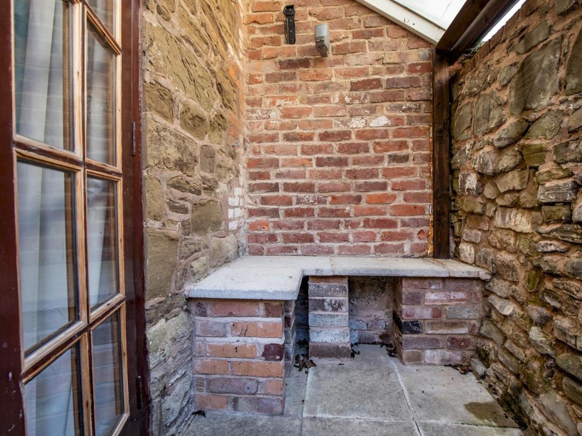 Pass The Keys Quaint 1 Bedroom Cottage In チャーチ・ストレットン エクステリア 写真